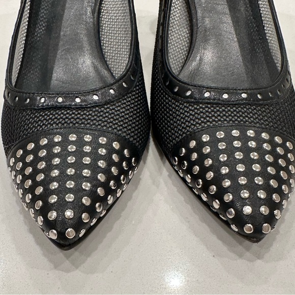 Stuart Weitzman Womens Black Leather Studded Pointy Toe Heels Size 7. M - Picture 5 of 12